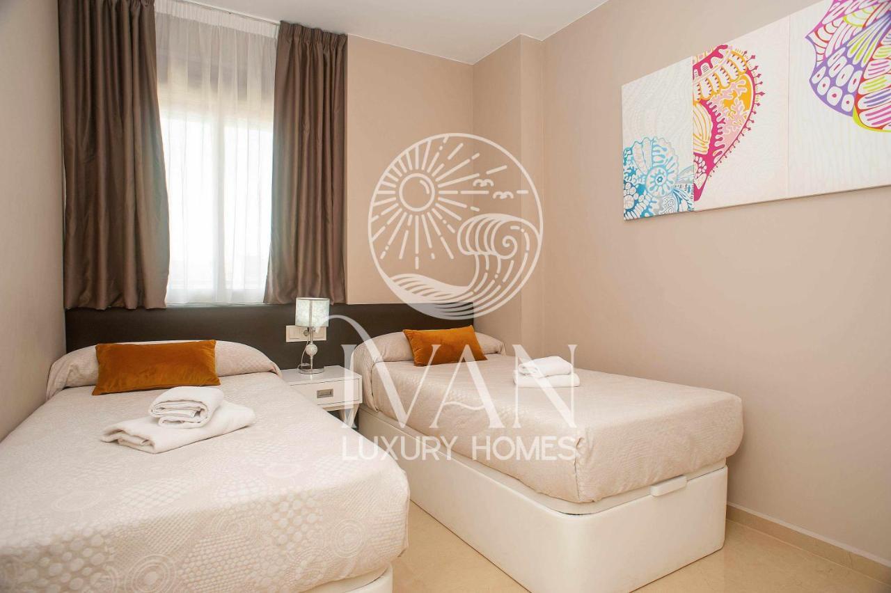 Casa Simion Ivan Luxury Homes 10ªplta Norte 1ªlinea Oropesa del Mar Bagian luar foto